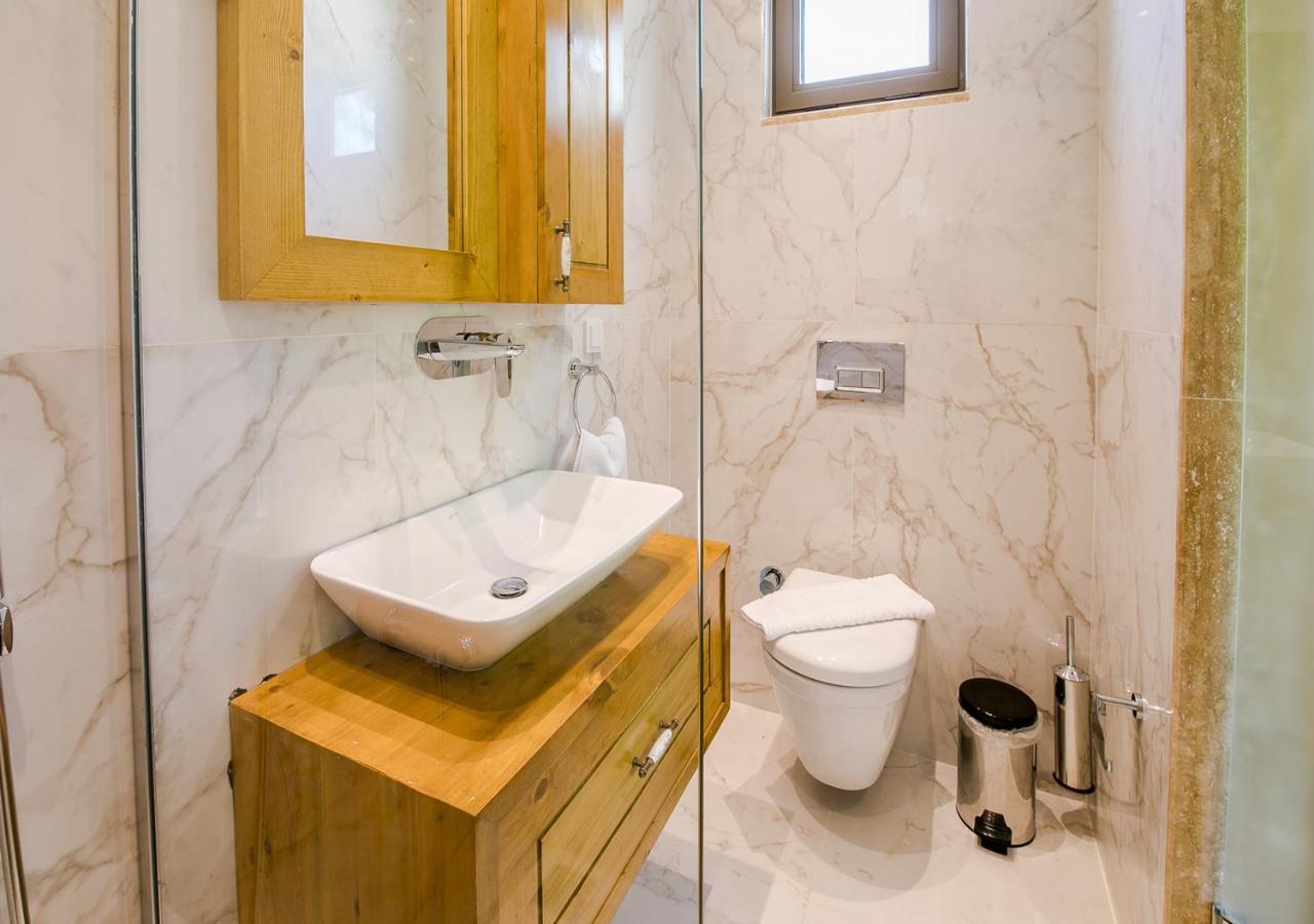 Villa Bella 2 Sleeps 4 Isolated Honeymoon Heated Pool Kaş Esterno foto